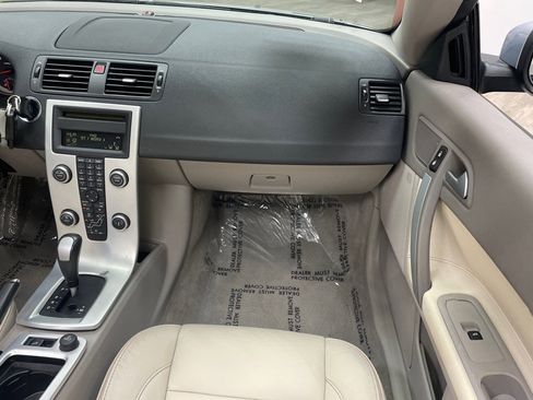 Used 2012 Volvo C70 T5 image 37