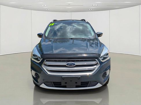 Certified 2019 Ford Escape Titanium AWD/4WD image 3
