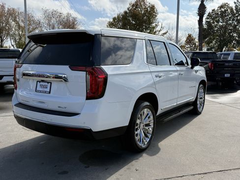 Used 2022 GMC Yukon SLT image 5