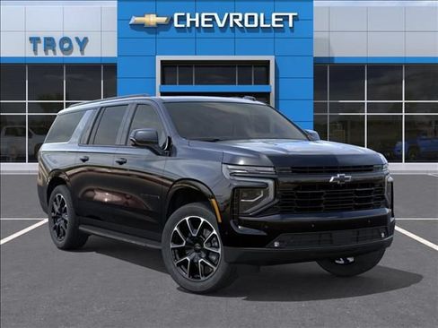New 2026 Chevrolet Suburban RST w/ Advanced Technology Package AWD/4WD image 7