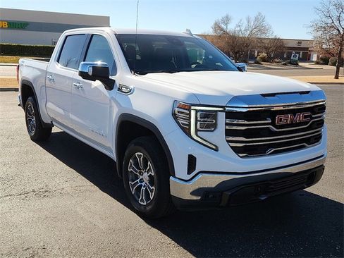 Certified 2025 GMC Sierra 1500 SLT image 6