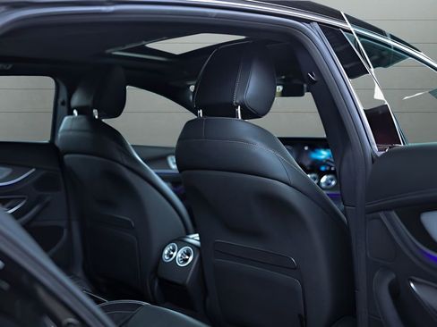 Used 2022 Mercedes-Benz AMG GT 43 image 64