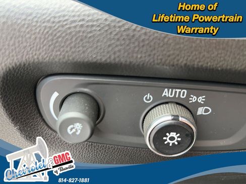 Used 2020 Chevrolet Traverse LS FWD image 14