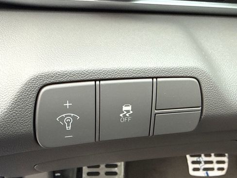 New 2026 Hyundai Elantra SEL Sport image 17