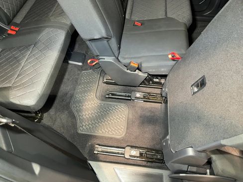 Used 2018 Volkswagen Atlas S image 80