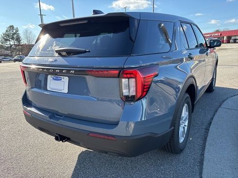 New 2026 Ford Explorer Active image 8