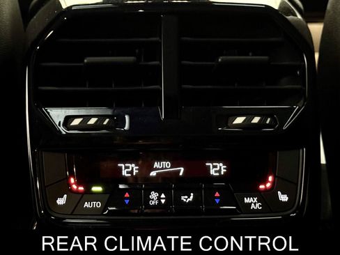 Used 2024 BMW iX xDrive50 w/ Sport Package AWD/4WD image 20