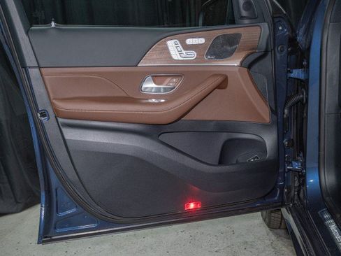 New 2026 Mercedes-Benz GLE 350 4MATIC image 9