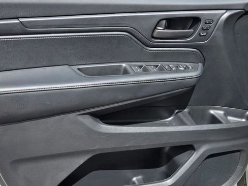 Used 2025 Honda Odyssey EX-L image 15