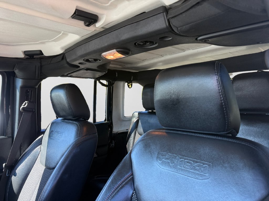Used 2016 Jeep Wrangler Unlimited Sahara AWD/4WD image 18