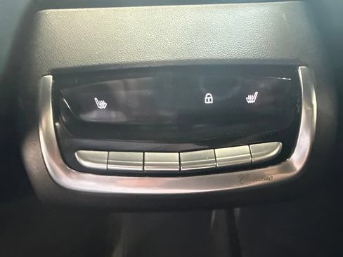 Used 2023 Cadillac XT6 Premium Luxury w/ Technology Package FWD image 13