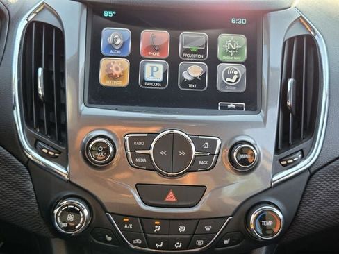 Used 2016 Chevrolet Cruze LT w/ Sun And Sound Package FWD image 19