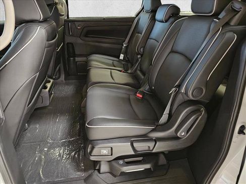 New 2026 Honda Odyssey Elite image 12