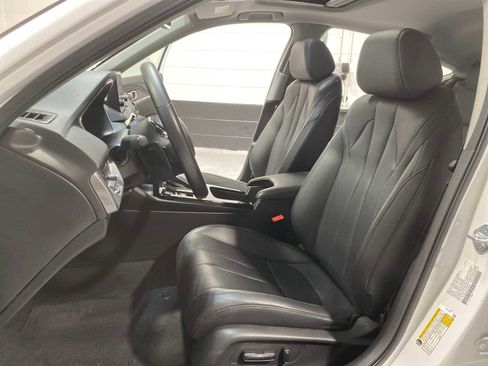 Used 2023 Acura Integra image 11