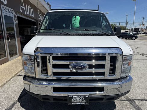Used 2013 Ford E-250 and Econoline 250 w/ PWR Group RWD image 3