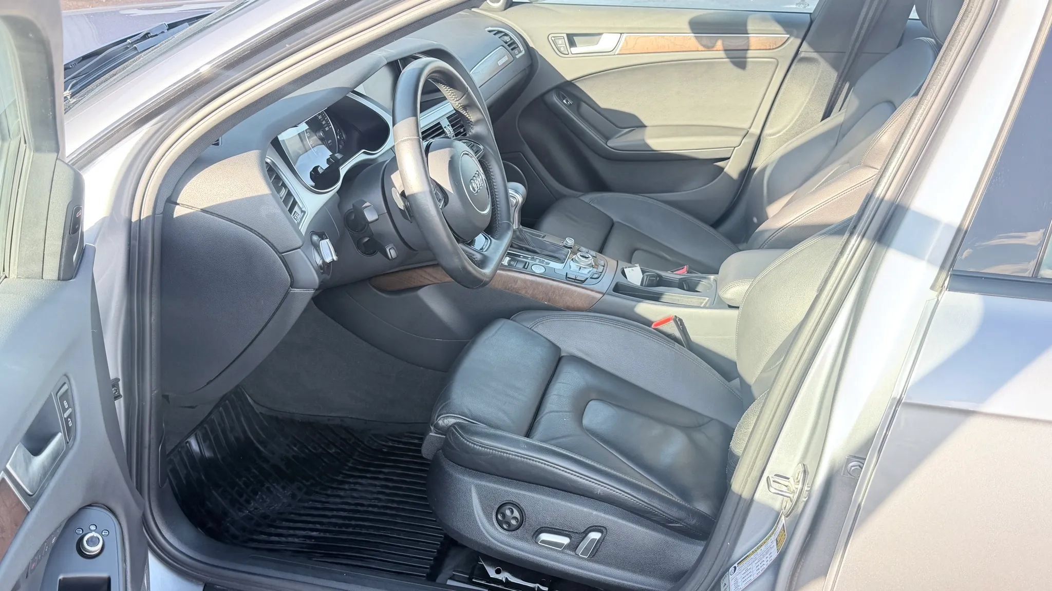 Used 2015 Audi A4 2.0T Premium Plus w/ Technology Package AWD/4WD image 13