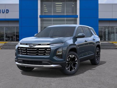 New 2027 Chevrolet Equinox LT w/ LPO, Floor Liner Package AWD/4WD image 6