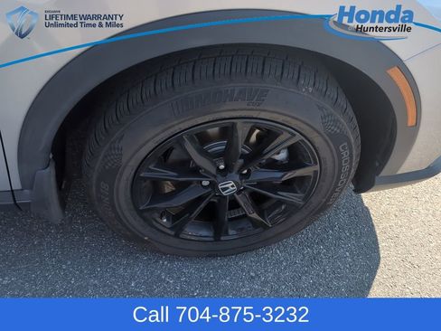 Used 2023 Honda CR-V Sport image 9