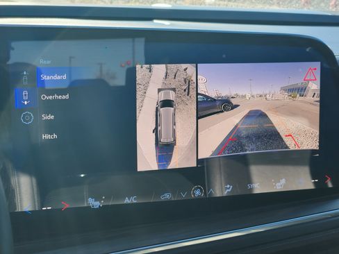 Used 2025 Chevrolet Suburban Z71 w/ Z71 Off-Road Package image 23