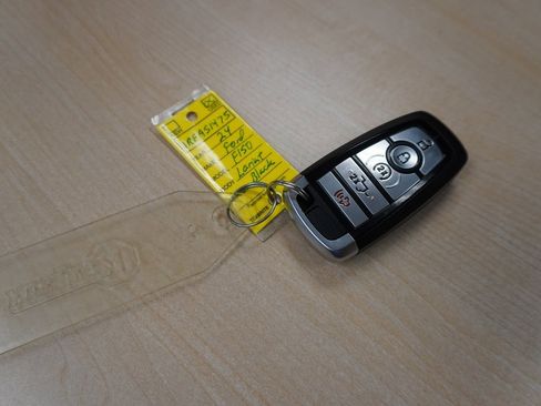 Certified 2024 Ford F150 Lariat image 38