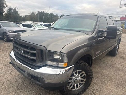 Used 2004 Ford F350 Lariat image 2