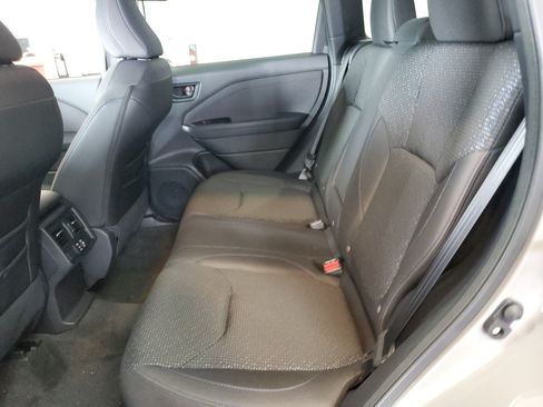 Used 2026 Subaru Forester Premium w/ Base/Premium Plus Package AWD/4WD image 9