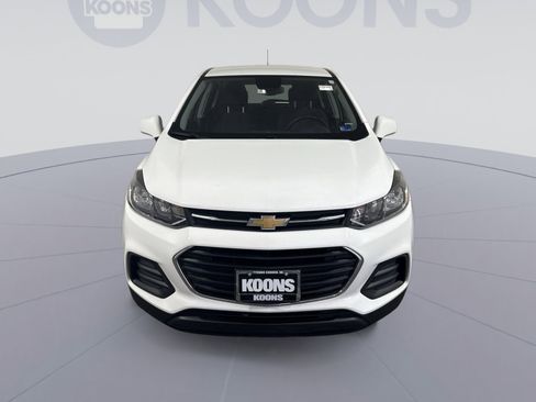 Used 2020 Chevrolet Trax LS FWD image 11