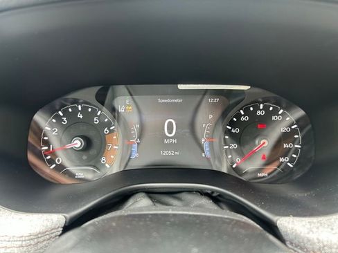 Used 2024 Jeep Compass Latitude AWD/4WD image 2