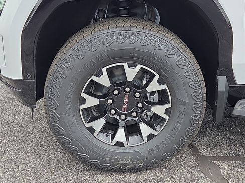 New 2026 GMC Sierra EV AT4 AWD/4WD image 7