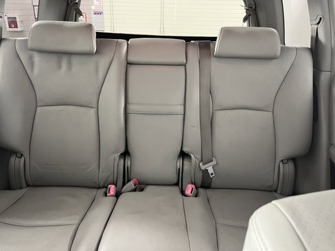 Used 2007 Toyota Highlander Limited image 23