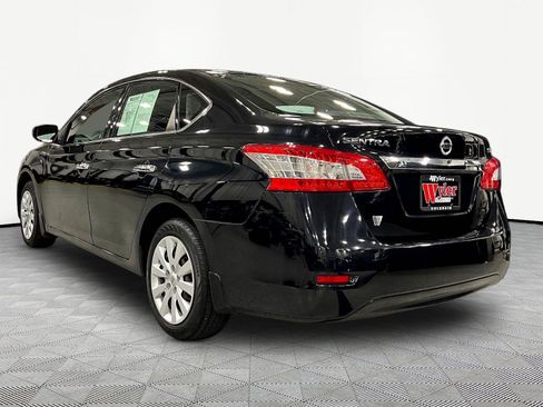 Used 2015 Nissan Sentra SV FWD image 4