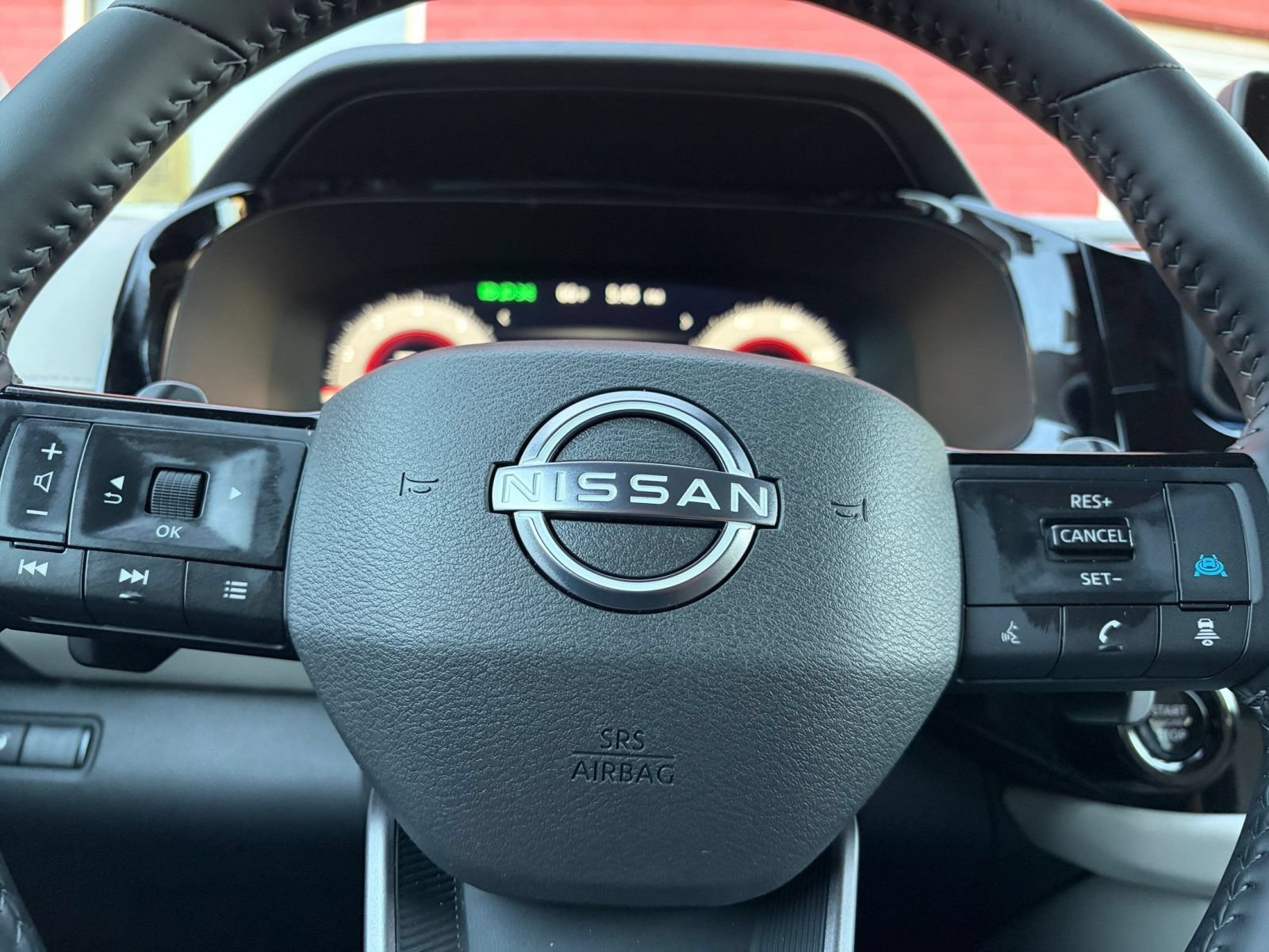 Used 2026 Nissan Pathfinder SL FWD image 29