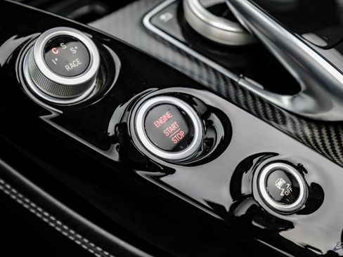 Used 2019 Mercedes-Benz AMG GT C image 86