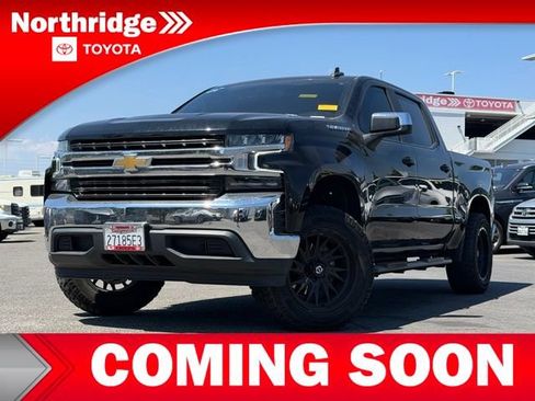 Used 2021 Chevrolet Silverado 1500 LT RWD image 2