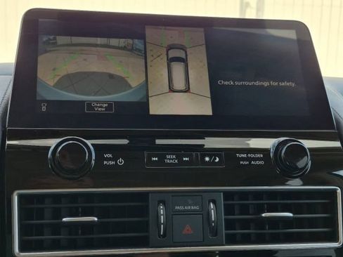 Used 2021 Nissan Armada SL w/ Captain's Chairs Package RWD image 28