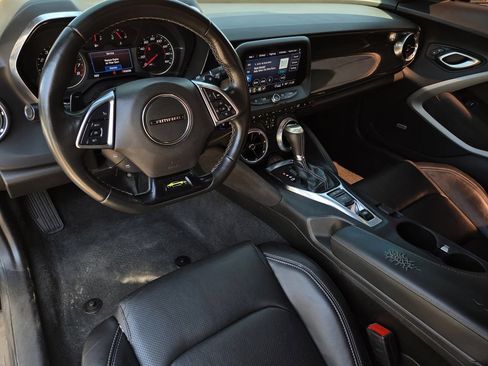 Used 2023 Chevrolet Camaro LT RWD image 27