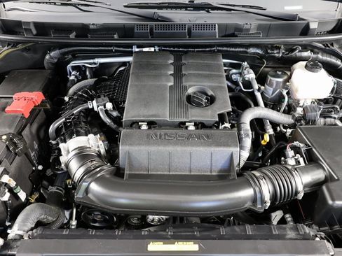 Used 2024 Nissan Frontier SL w/ Technology Package image 36