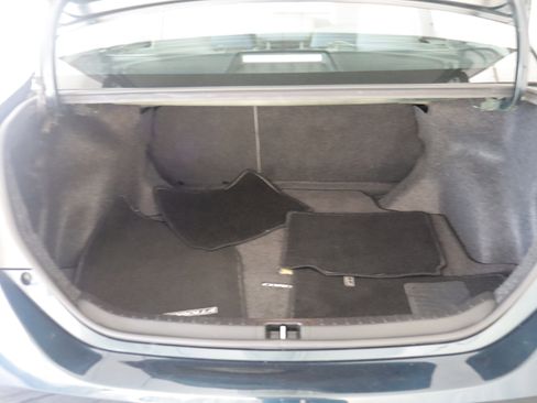 Used 2017 Toyota Corolla LE w/ Carpet Mat Package (TMS) FWD image 19