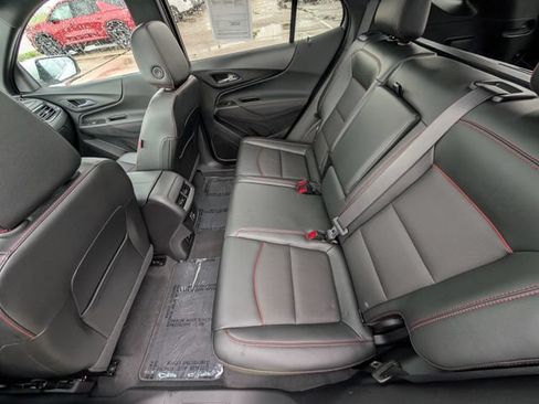 Used 2023 Chevrolet Equinox RS w/ RS Leather Package FWD image 13