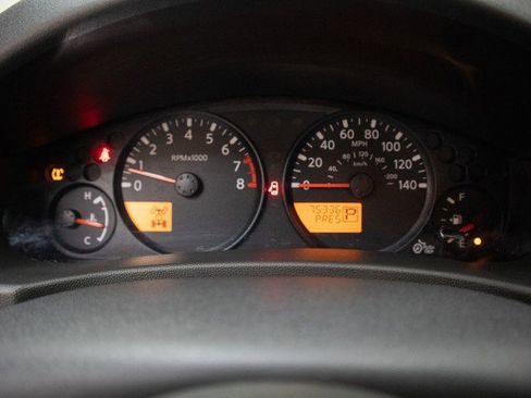 Used 2020 Nissan Frontier SV w/ SV Utility Package image 16