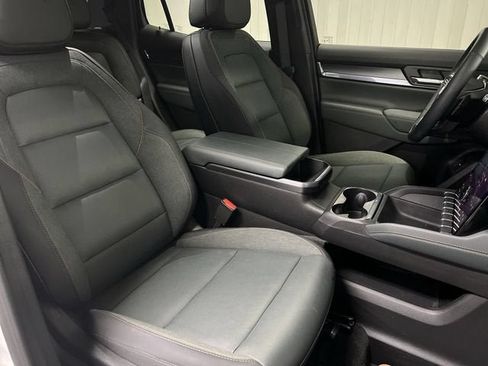 Certified 2026 GMC Terrain AT4 w/ Technology Package II AWD/4WD image 28