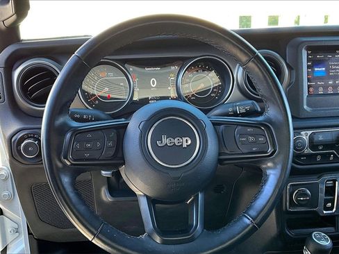 Used 2021 Jeep Wrangler Willys image 7