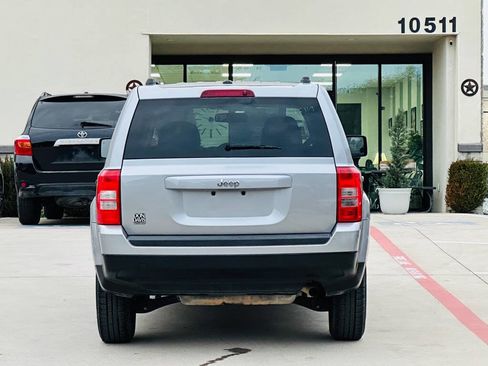 Used 2016 Jeep Patriot Sport w/ Power Value Group FWD image 8