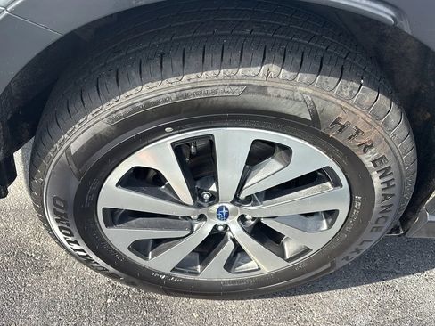Used 2021 Subaru Outback Premium AWD/4WD image 37