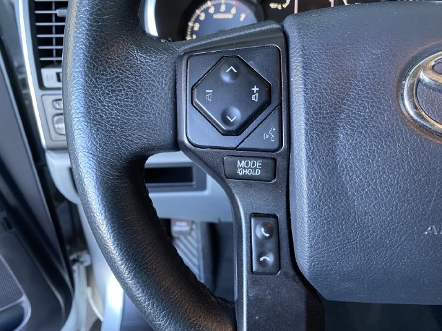 Used 2020 Toyota Sequoia SR5 w/ Carpet Mat Package (TMS) RWD image 30