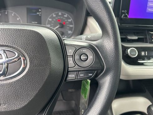 Used 2024 Toyota Corolla LE image 17