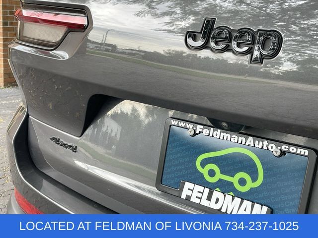 Used 2023 Jeep Grand Cherokee L Laredo AWD/4WD image 30