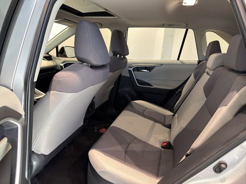 Used 2025 Toyota RAV4 XLE image 18