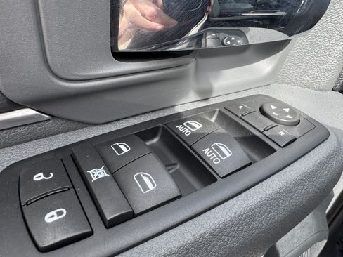 Used 2016 RAM 1500 Big Horn image 10