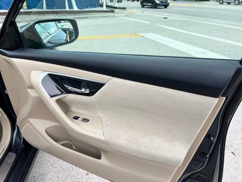 Used 2013 Nissan Altima 2.5 SV w/ 2.5SV Convenience Pkg image 19